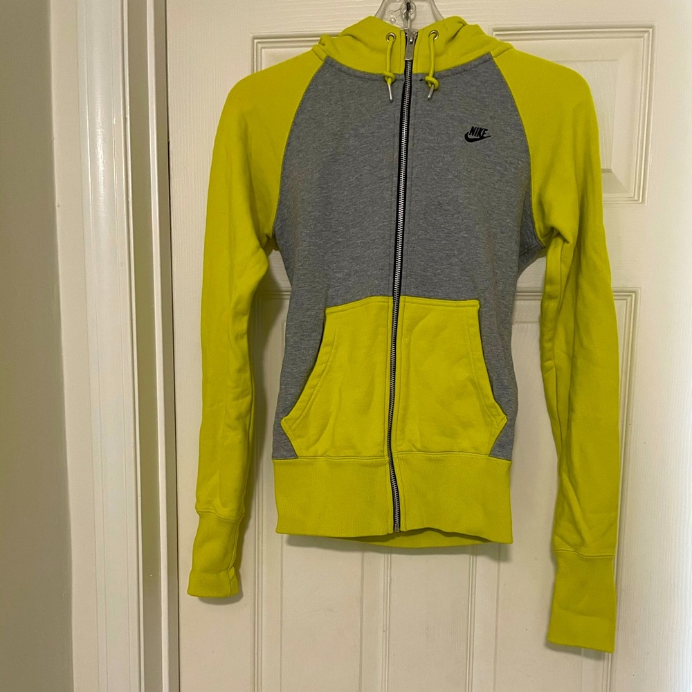 Nike zip up sweatshirt